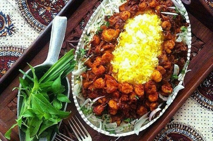 غذاهای دریایی ایرانی - دو پیازه میگو
